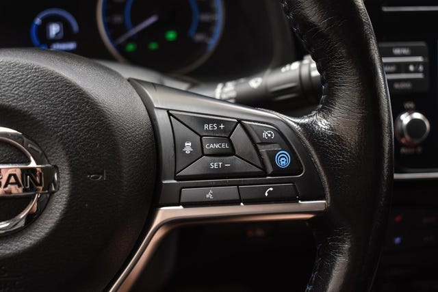 2019 NISSAN LEAF - 17