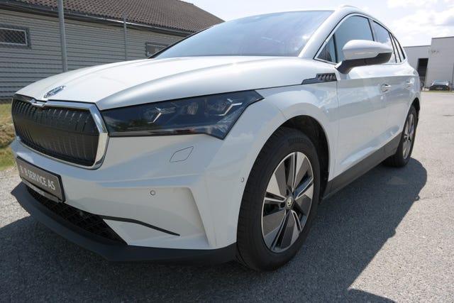 TMBJC7NY6NF060243 2022 SKODA ENYAQ-1