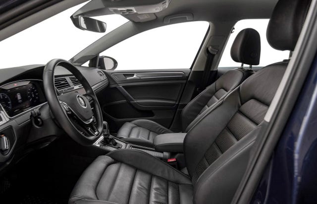 2019 VOLKSWAGEN GOLF - 14