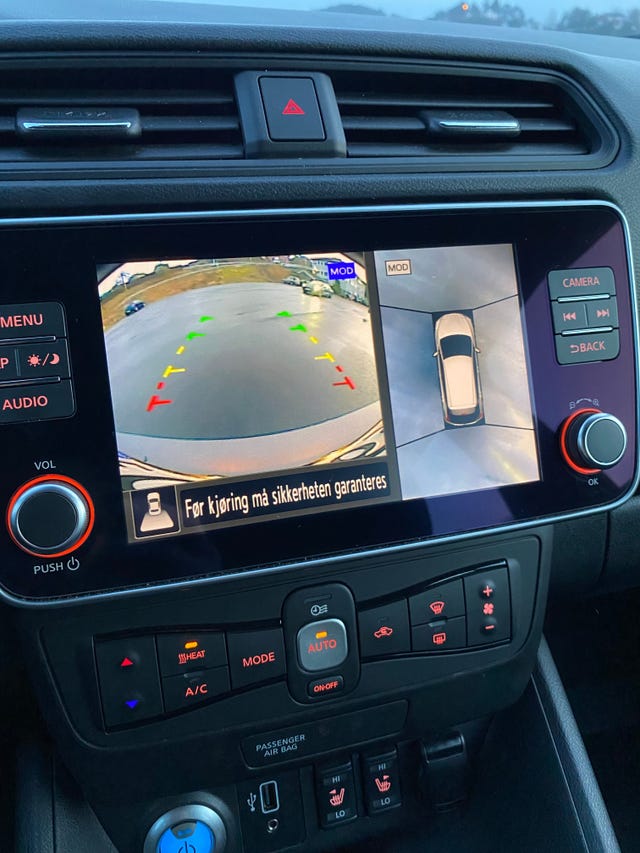 2021 NISSAN LEAF - 7