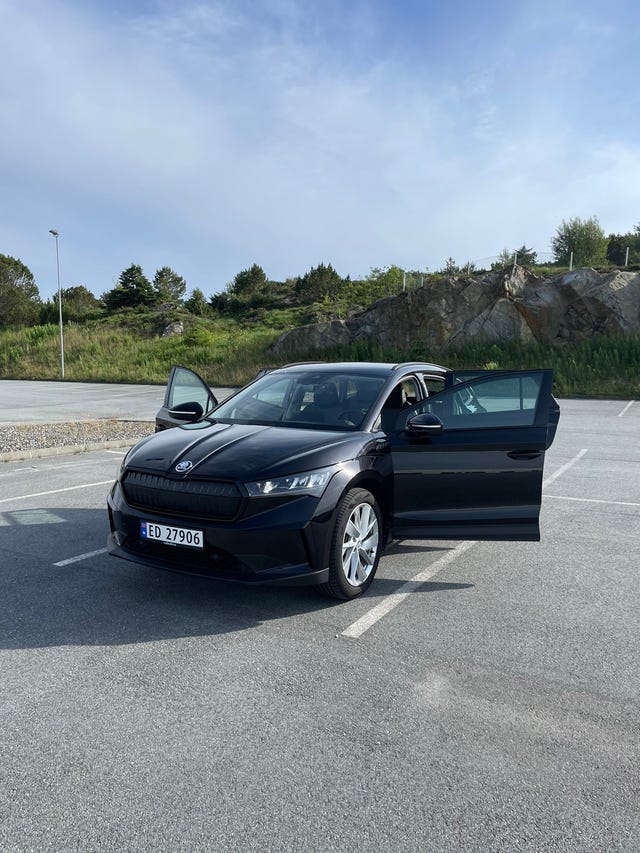 TMBJB9NY3NF011614 2022 SKODA ENYAQ-1