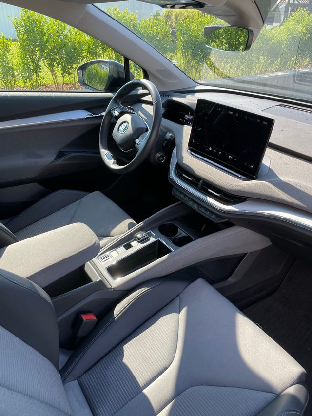 TMBJB9NY3NF011614 2022 SKODA ENYAQ-4