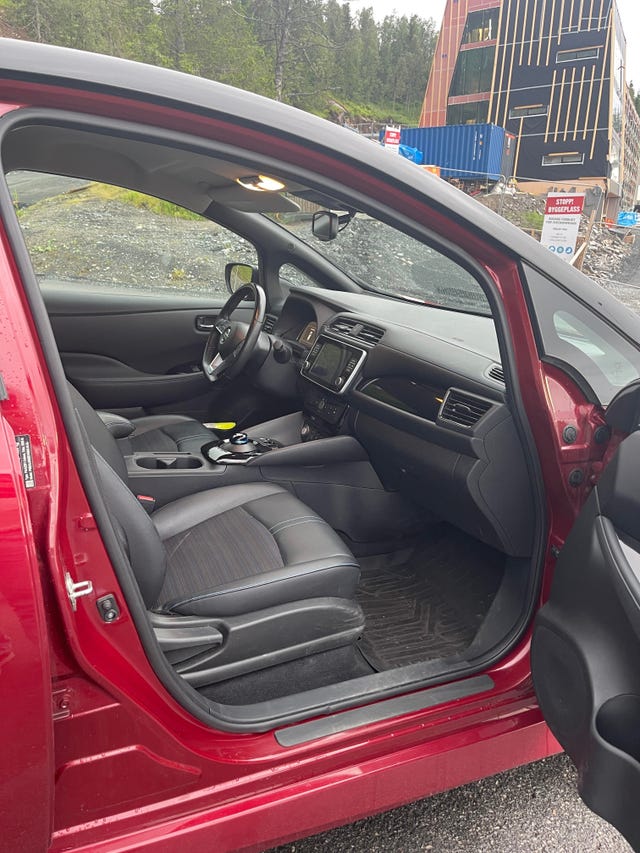 2021 NISSAN LEAF - 7