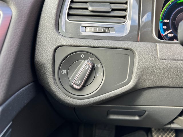 2019 VOLKSWAGEN GOLF - 20