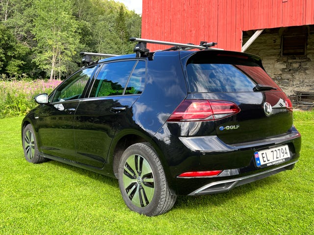WVWZZZAUZKW902195 2019 VOLKSWAGEN GOLF-4
