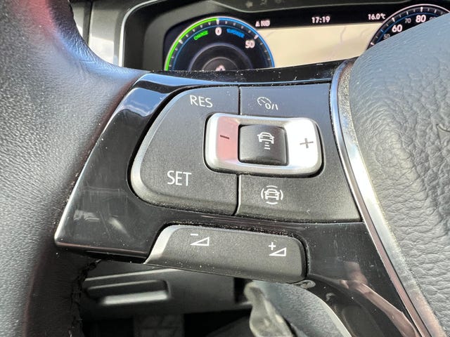 2019 VOLKSWAGEN GOLF - 22