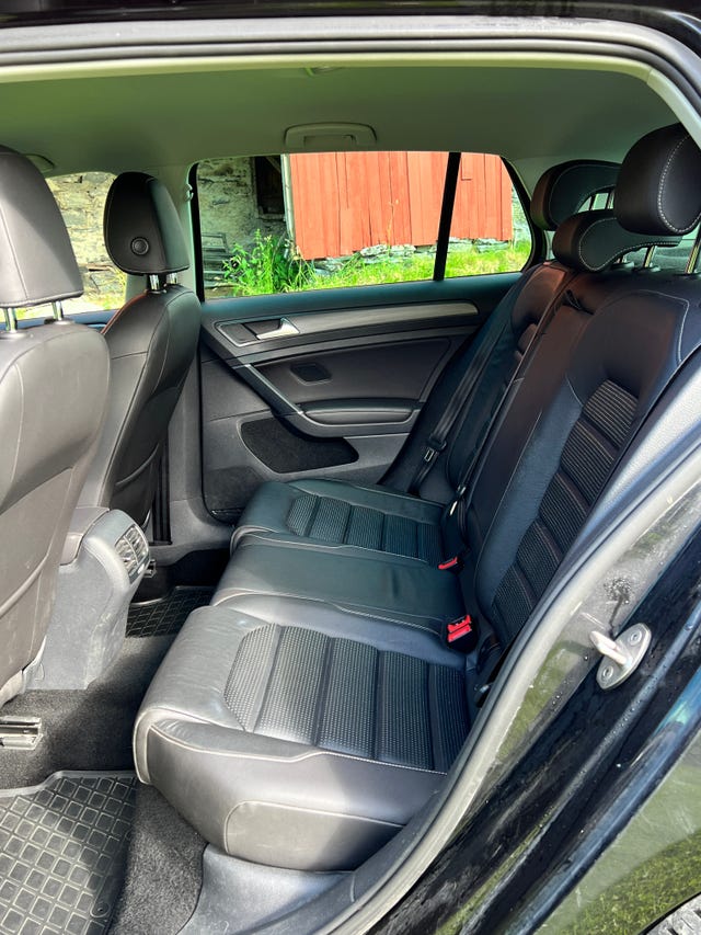 2019 VOLKSWAGEN GOLF - 12