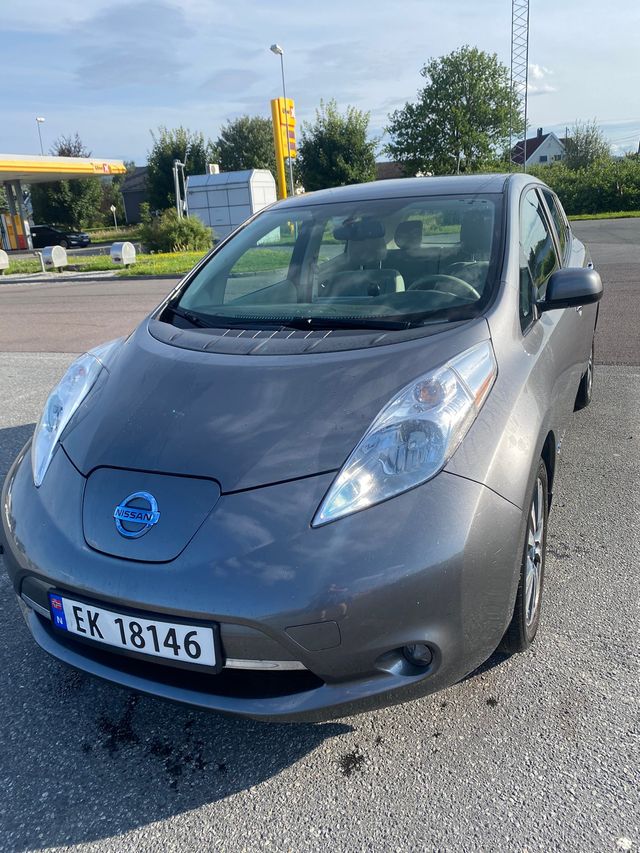 2016 NISSAN LEAF - 1