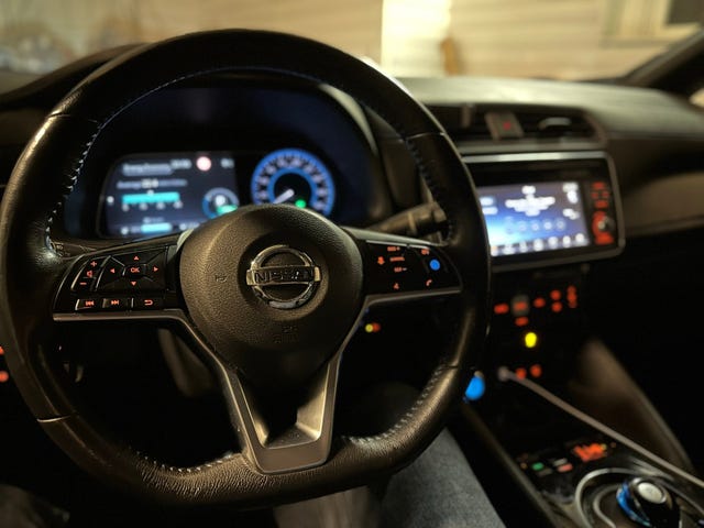 SJNFAAZE1U0011076 2018 NISSAN LEAF-3