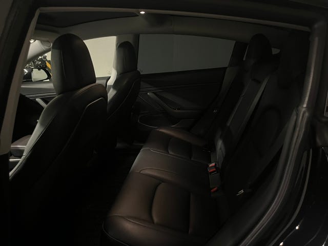 2019 TESLA MODEL 3 - 10