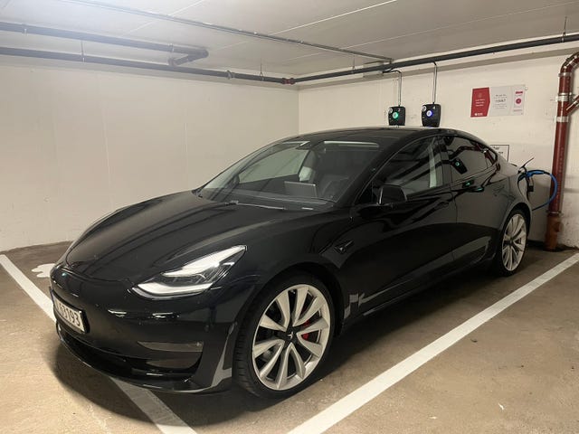 5YJ3E7EB8KF218306 2019 TESLA MODEL 3-4