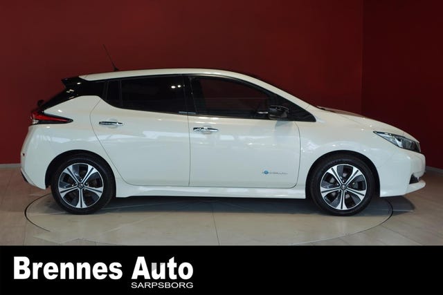 2019 NISSAN LEAF - 11