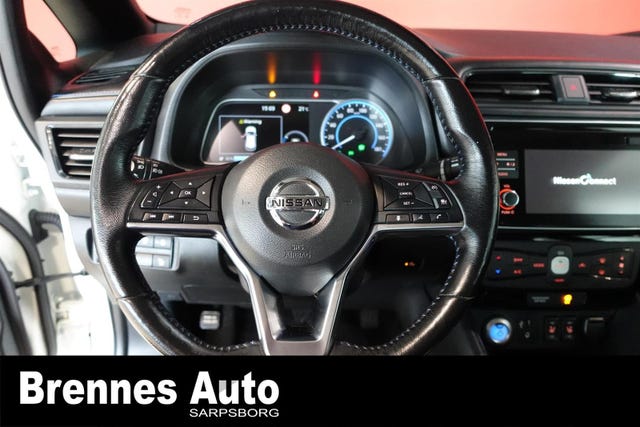 2019 NISSAN LEAF - 19