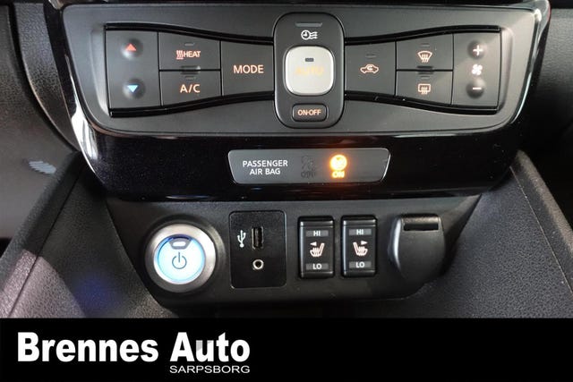 2019 NISSAN LEAF - 15