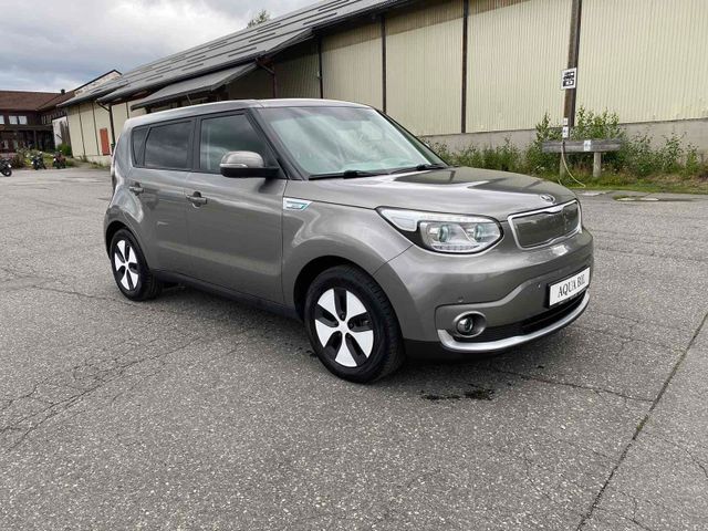 KNAJX81EFH7018903 2017 KIA SOUL-1