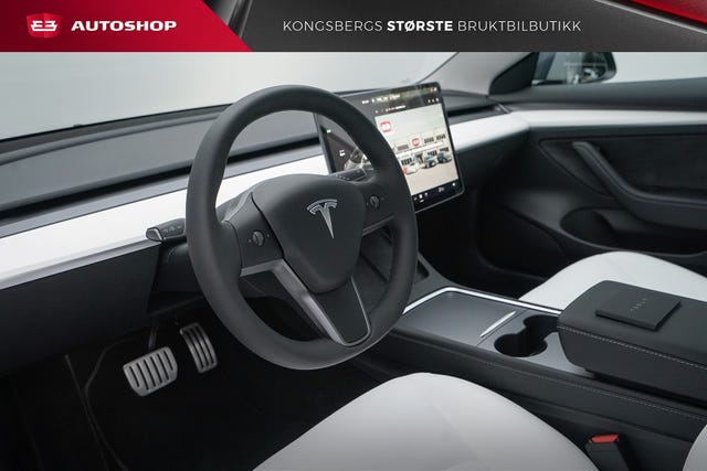 2022 TESLA MODEL 3 - 8