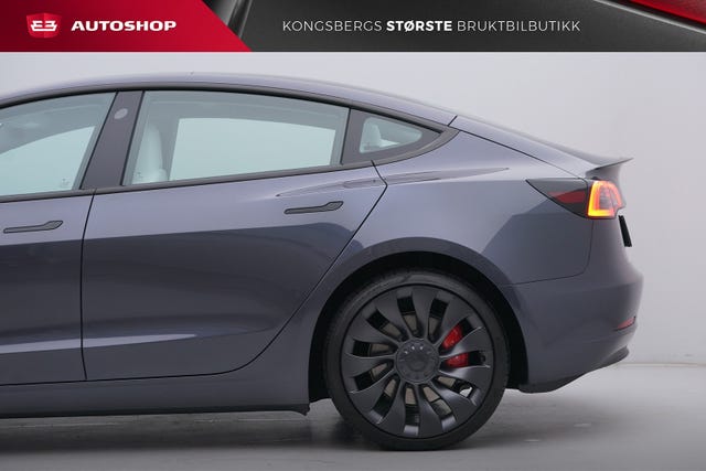 2022 TESLA MODEL 3 - 24