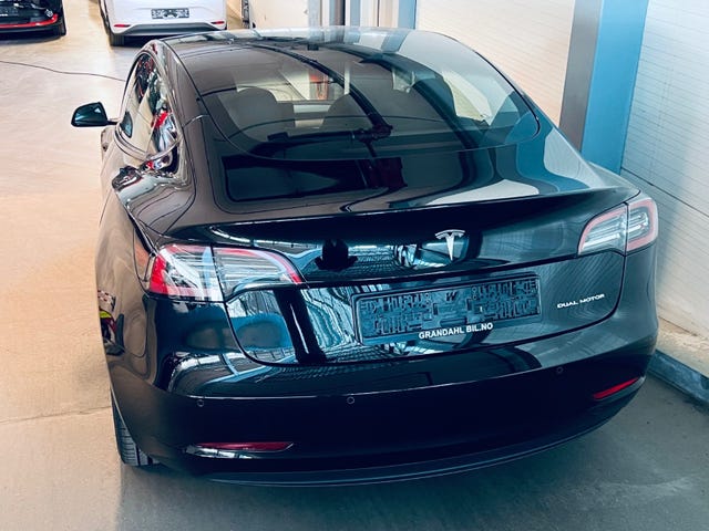 LRW3E7EK4NC511577 2022 TESLA MODEL 3-4