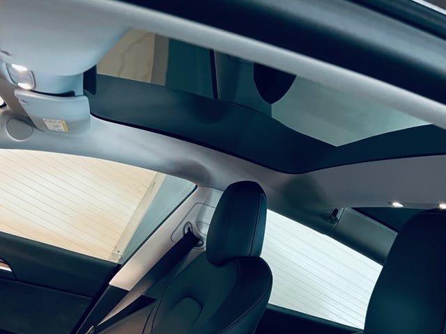 2022 TESLA MODEL 3 - 8