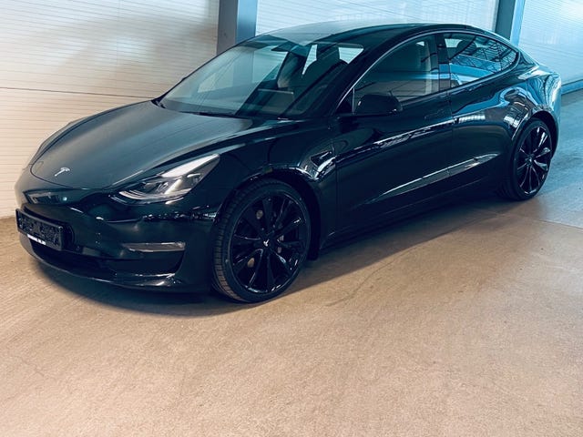 LRW3E7EK4NC511599 2022 TESLA MODEL 3-1