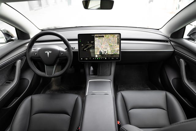 2022 TESLA MODEL 3 - 18