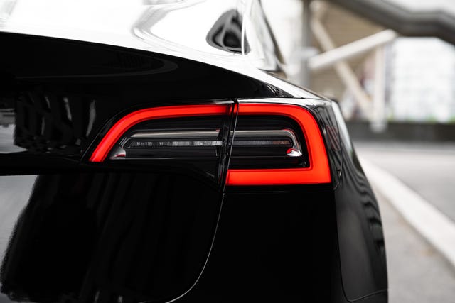 2022 TESLA MODEL 3 - 9