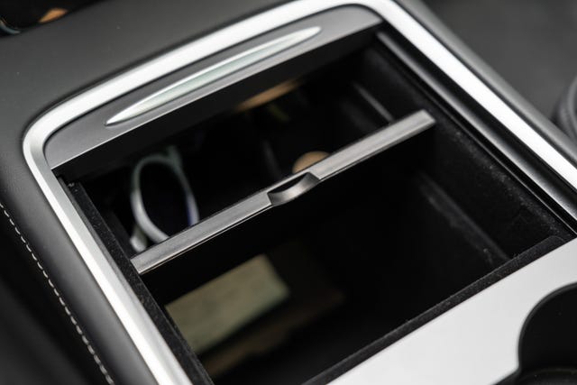 2022 TESLA MODEL 3 - 29