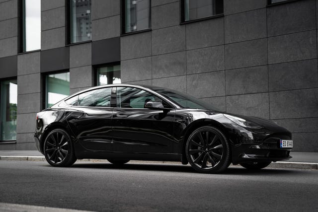 2022 TESLA MODEL 3 - 13