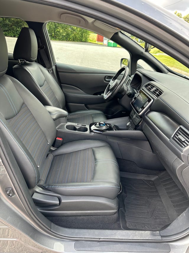 2019 NISSAN LEAF - 16