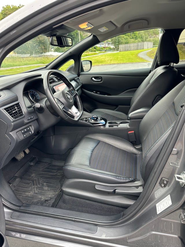 2019 NISSAN LEAF - 14