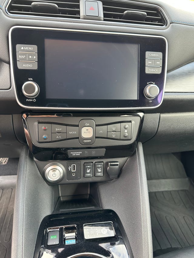 2019 NISSAN LEAF - 9