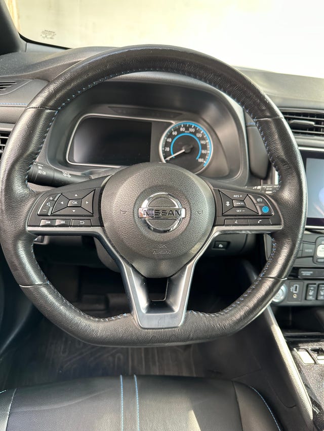 2019 NISSAN LEAF - 12