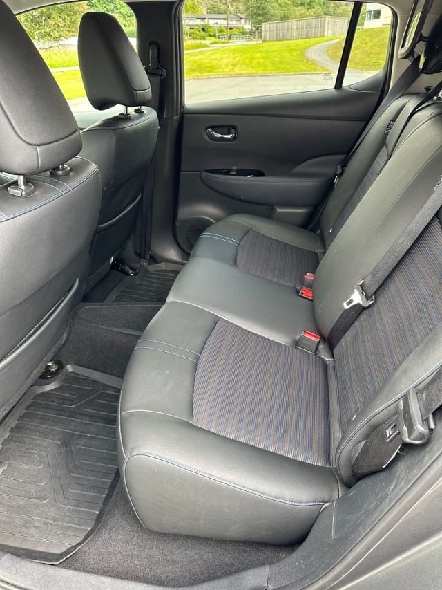 2019 NISSAN LEAF - 22
