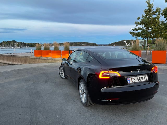 2022 TESLA MODEL 3 - 10