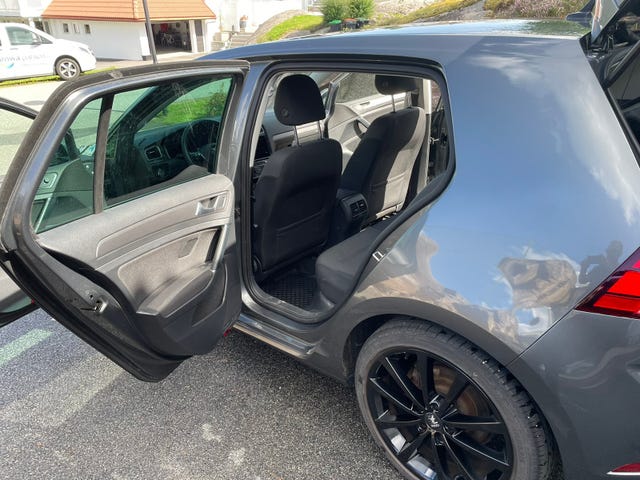 2019 VOLKSWAGEN GOLF - 16