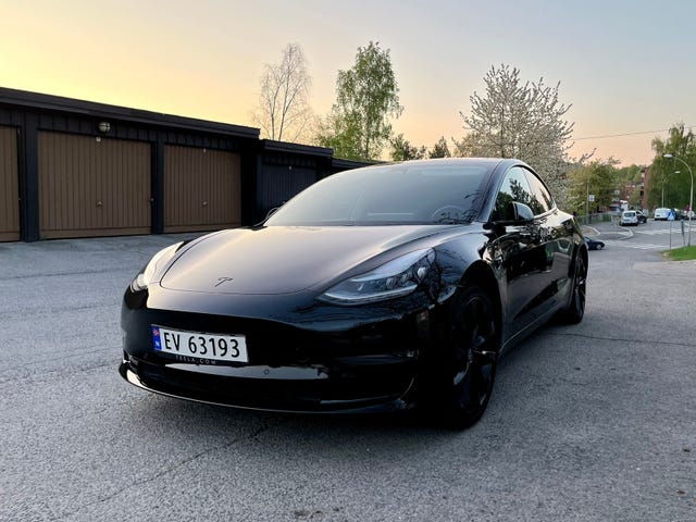 5YJ3E7EB8KF218306 2019 TESLA MODEL 3-0