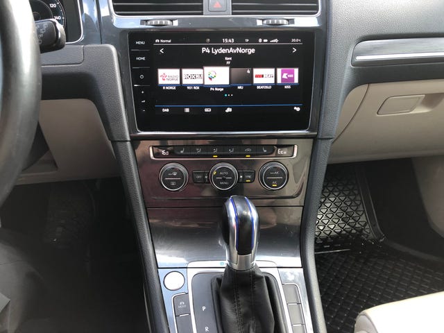 2019 VOLKSWAGEN GOLF - 13