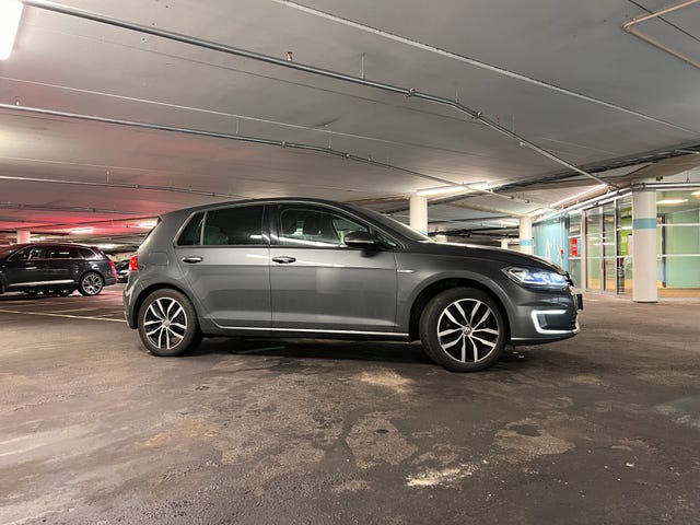 WVWZZZAUZJ8910705 2018 VOLKSWAGEN GOLF-0