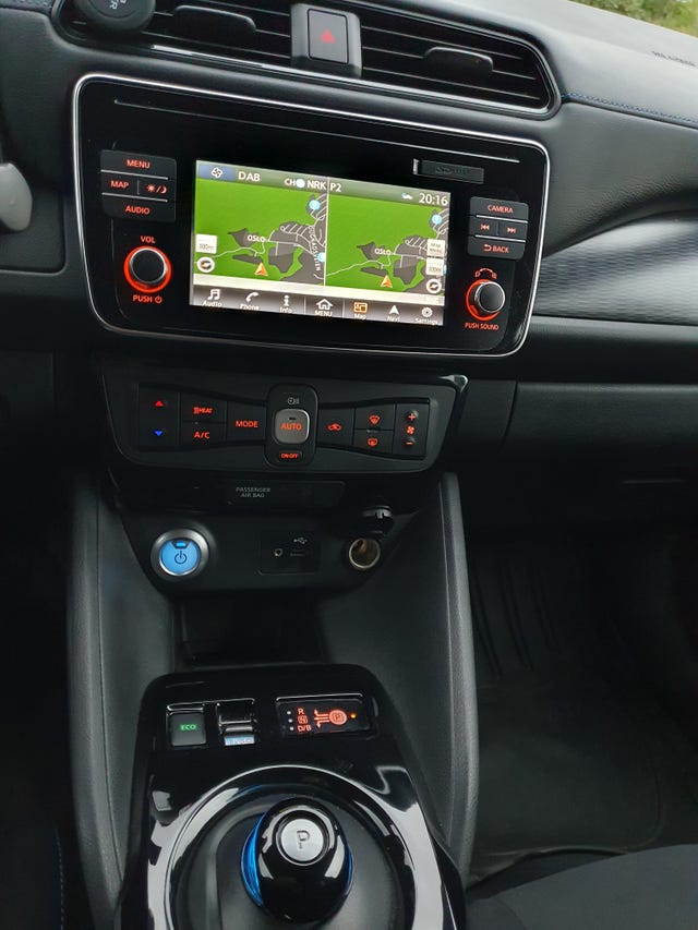 2019 NISSAN LEAF - 18