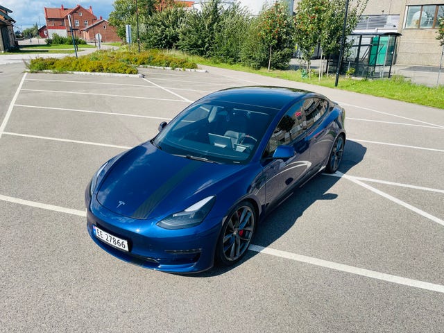 LRW3E7FR5NC557826 2022 TESLA MODEL 3-4