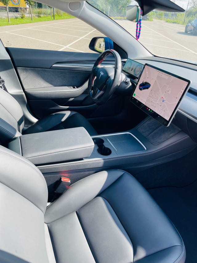 2022 TESLA MODEL 3 - 25