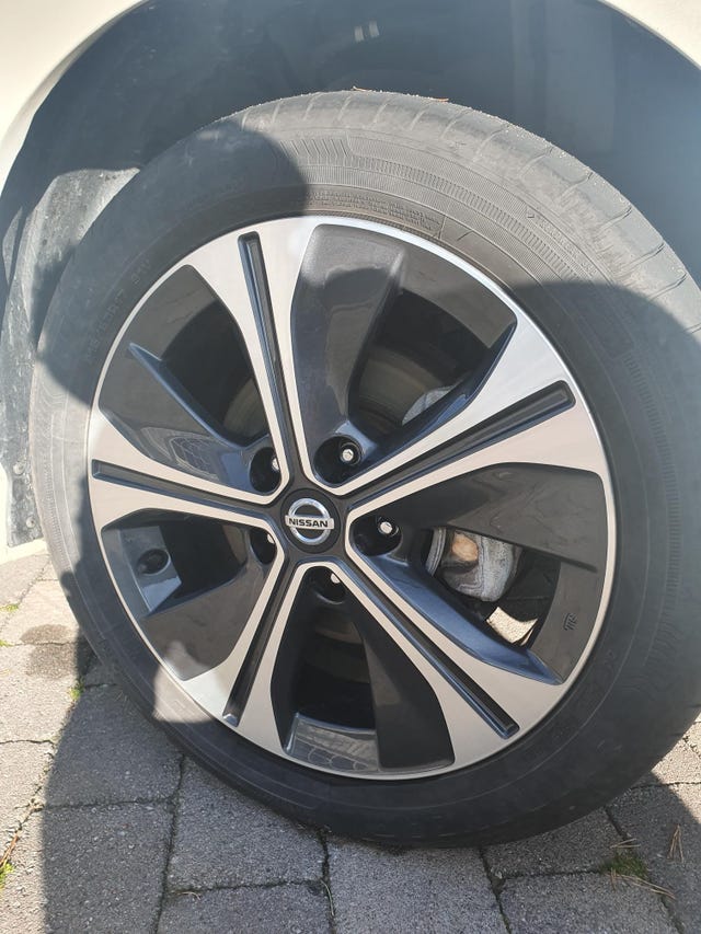 2019 NISSAN LEAF - 10