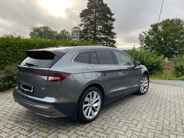 TMBLE9NY4NF054696 2022 SKODA ENYAQ-2