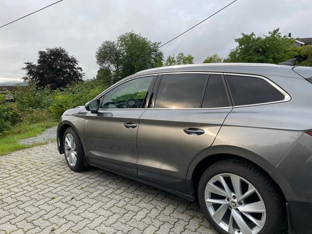 TMBLE9NY4NF054696 2022 SKODA ENYAQ-4
