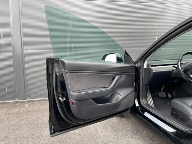2019 TESLA MODEL 3 - 18
