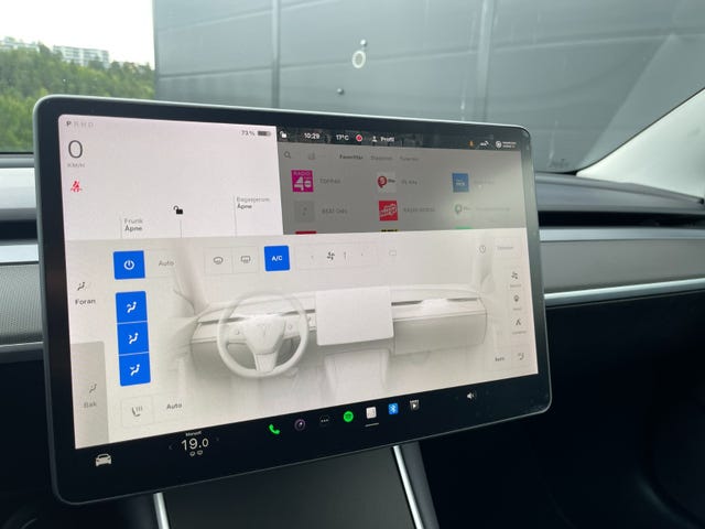 2019 TESLA MODEL 3 - 39