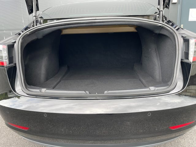 2019 TESLA MODEL 3 - 16