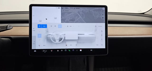 2022 TESLA MODEL 3 - 19