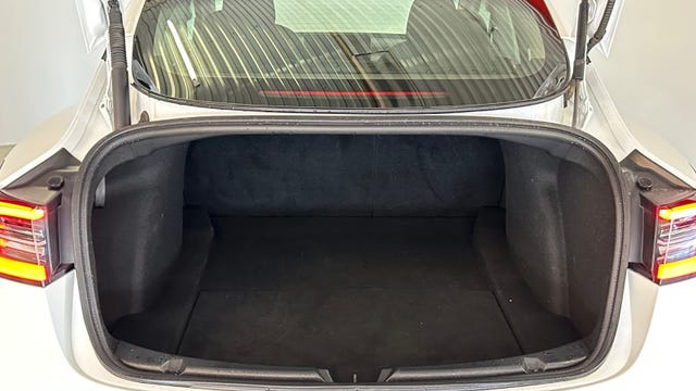 2022 TESLA MODEL 3 - 36