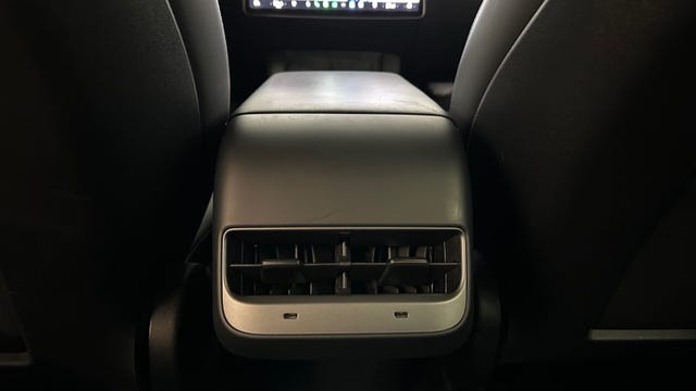 2022 TESLA MODEL 3 - 34